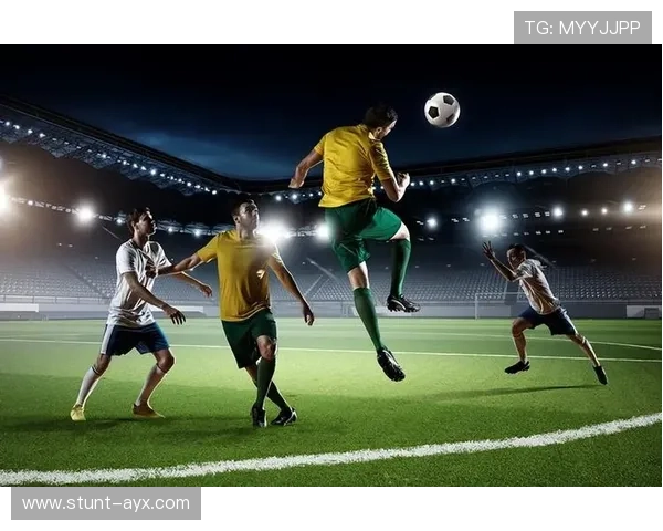 足球巨星怒吼赛场展现霸气瞬间引爆全场激情瞬间解析