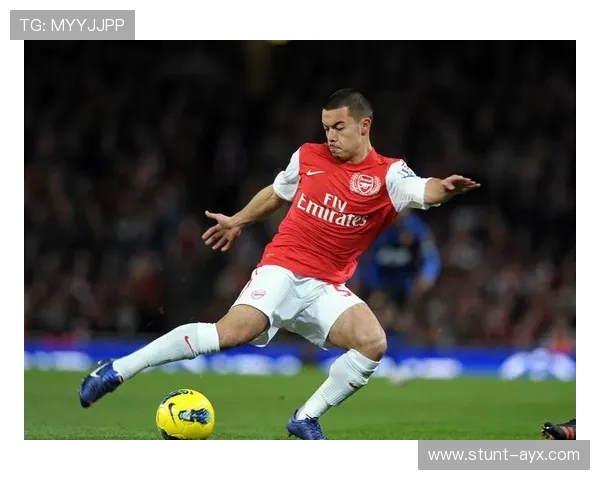 阿足球星崛起之路：从草根少年到世界顶级球员的传奇故事